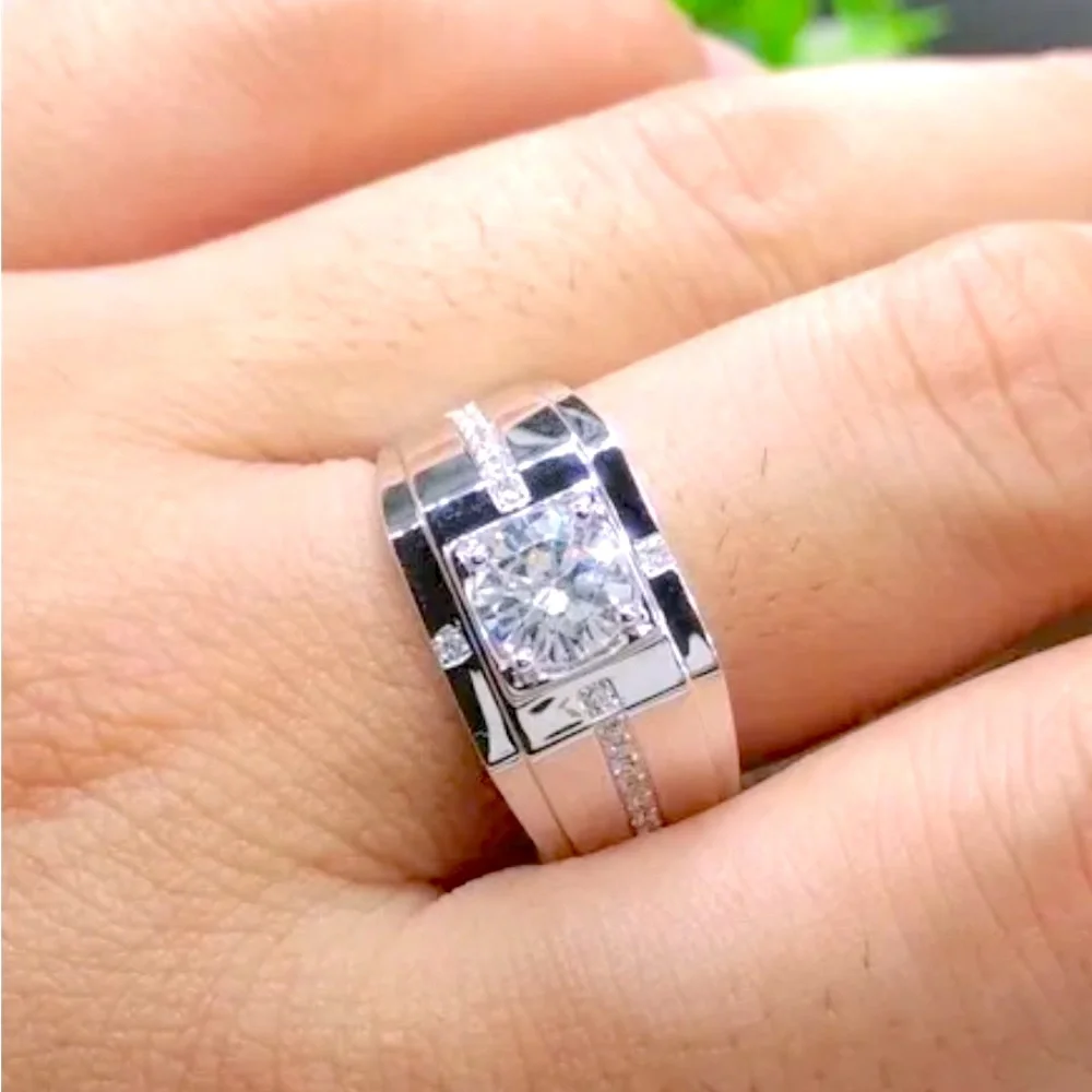 NEW Men’s Sterling Silver White Sapphires Ring
